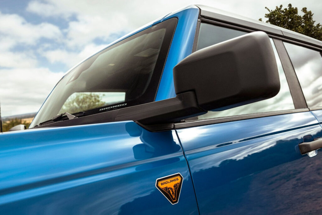 Ford Bronco spiegel detail