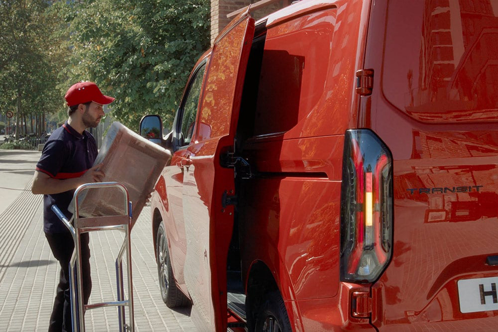 Ford Transit Custom seitlich tuer laderraum