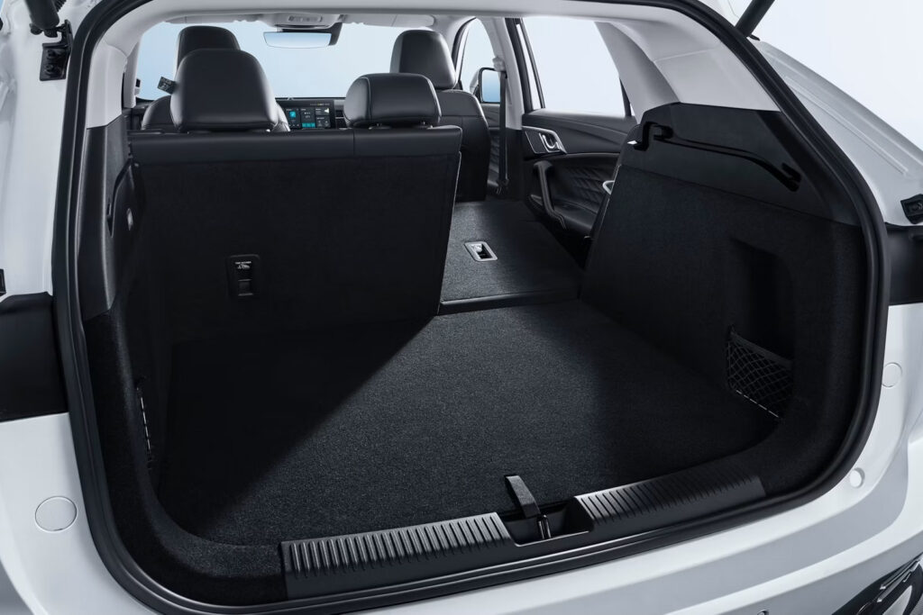 Geräumiger Kofferraum des MG HS