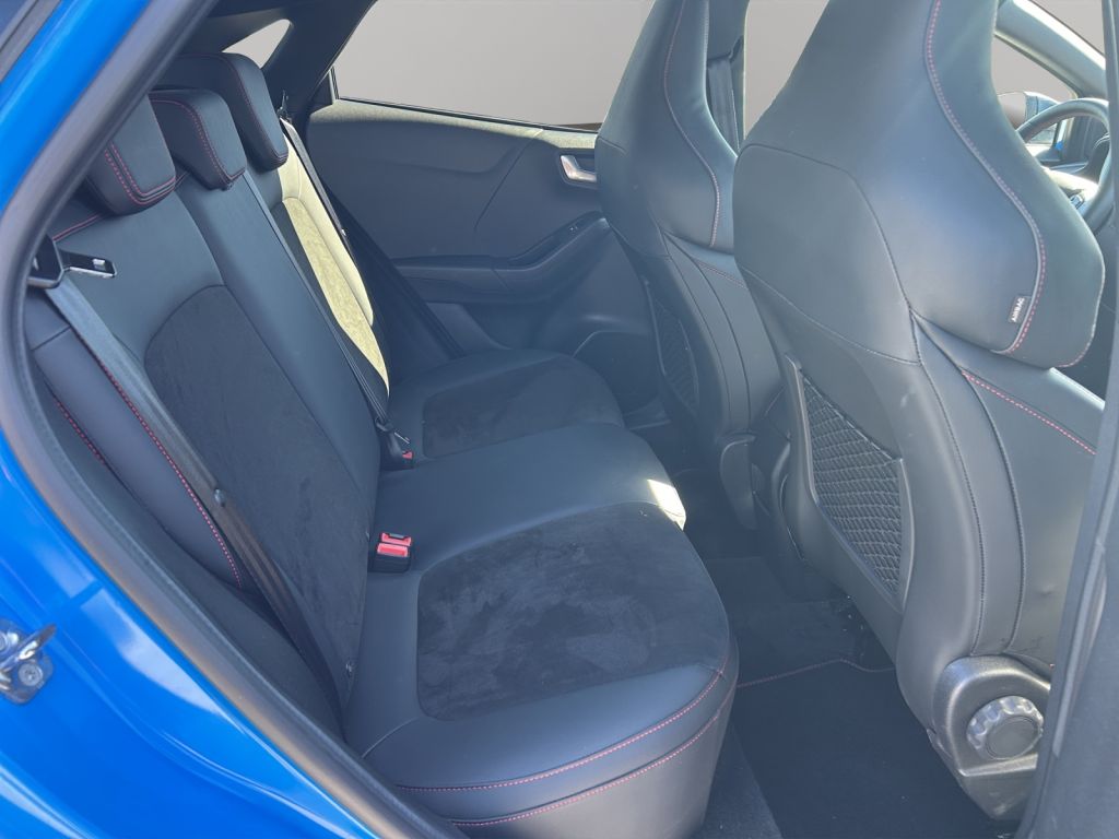 Fahrzeugabbildung Ford Puma 1.0 EcoBoost Hybrid Aut. ST X