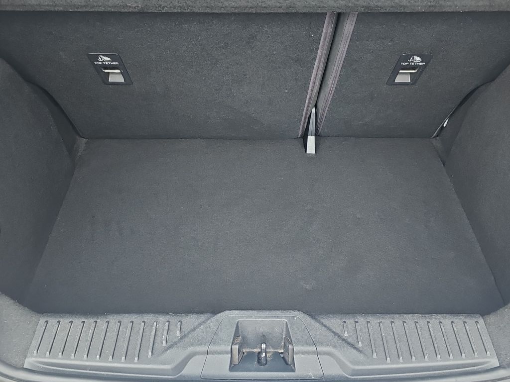 Fahrzeugabbildung Ford Fiesta C&C 1.1 Ltr. 75 PS *SHZ*FSH*