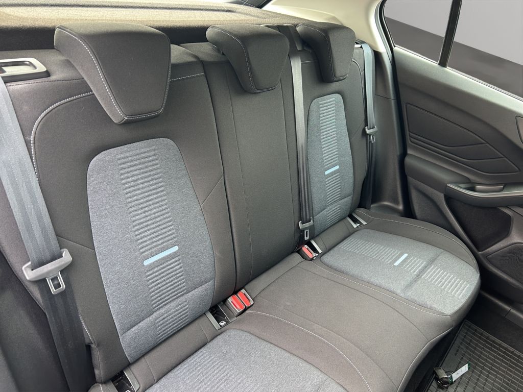 Fahrzeugabbildung Ford Focus ACTIVE 1.5 Ltr. 115 PS *AUTOMATIK*AHK*CARPLAY*