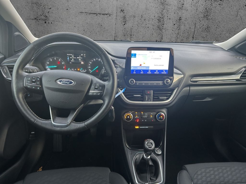 Fahrzeugabbildung Ford Puma 1.0 EcoBoost Hybrid TITANIUM