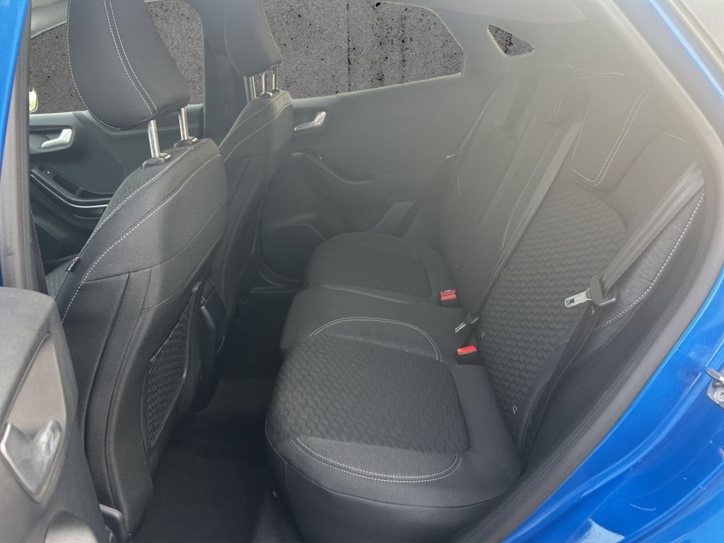 Fahrzeugabbildung Ford Puma 1.0 EcoBoost Hybrid TITANIUM