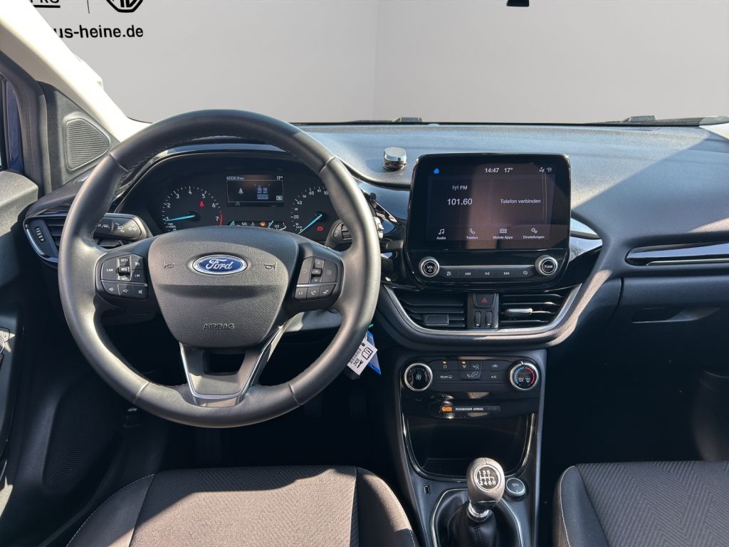 Fahrzeugabbildung Ford Puma 1.0 EcoBoost COOL & CONNECT