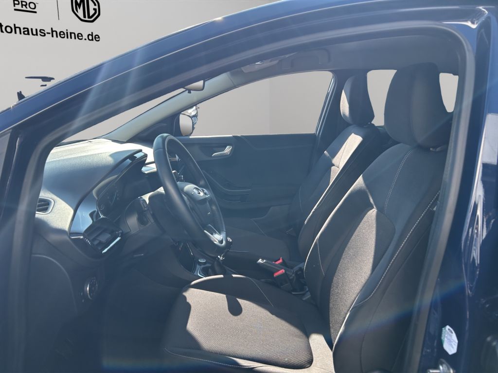 Fahrzeugabbildung Ford Puma 1.0 EcoBoost COOL & CONNECT