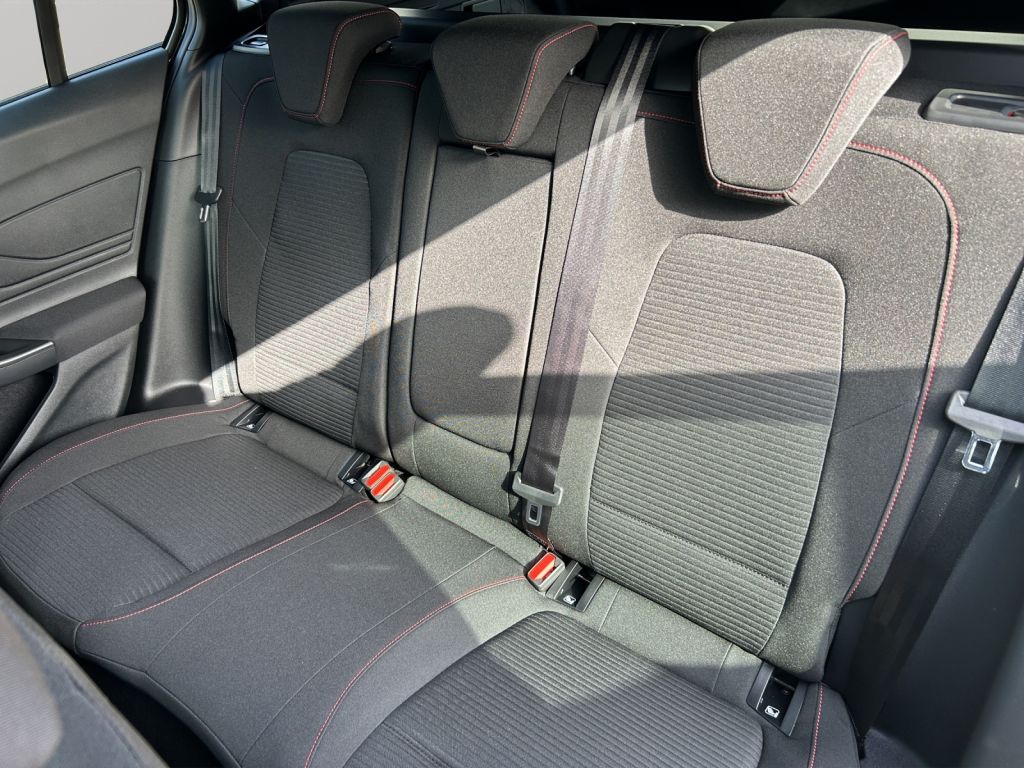 Fahrzeugabbildung Ford Focus Turnier ST-LINE X 1.0 Ltr. Hybrid Aut. 155 PS
