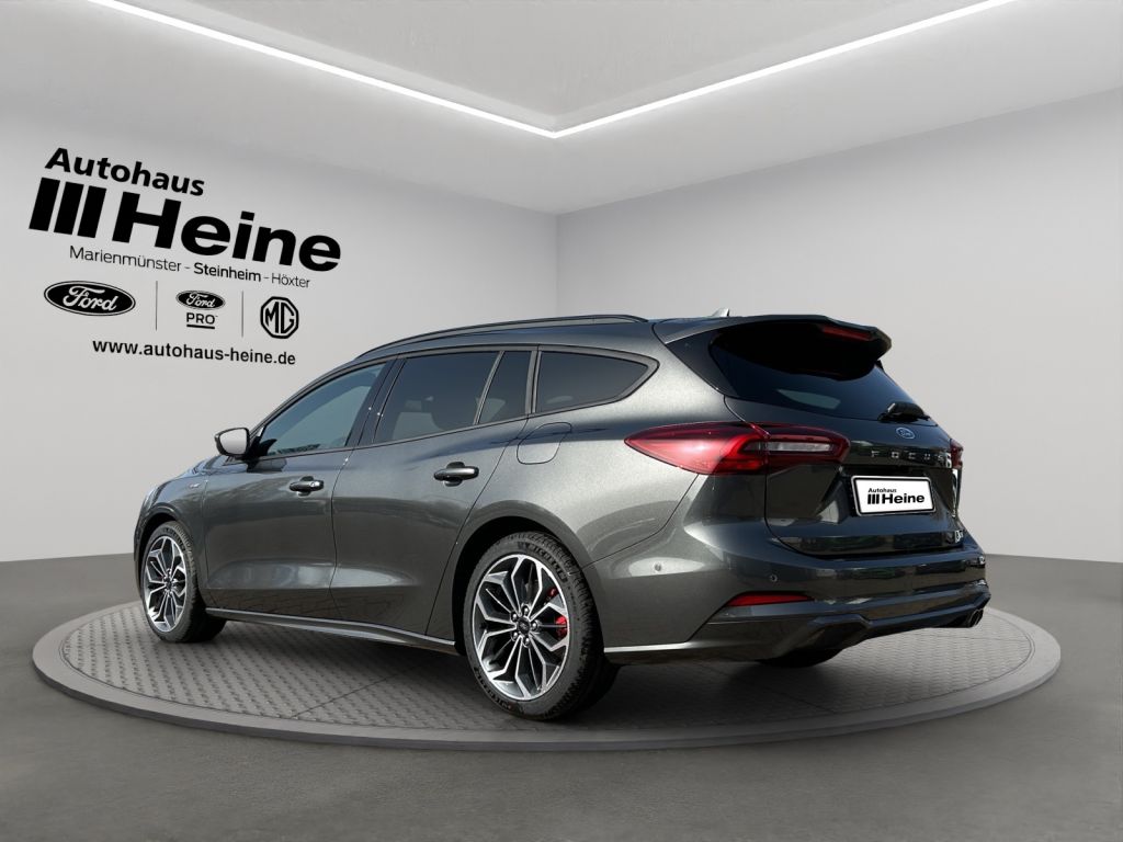 Fahrzeugabbildung Ford Focus Turnier ST-LINE X 1.0 Ltr. Hybrid Aut. 155 PS