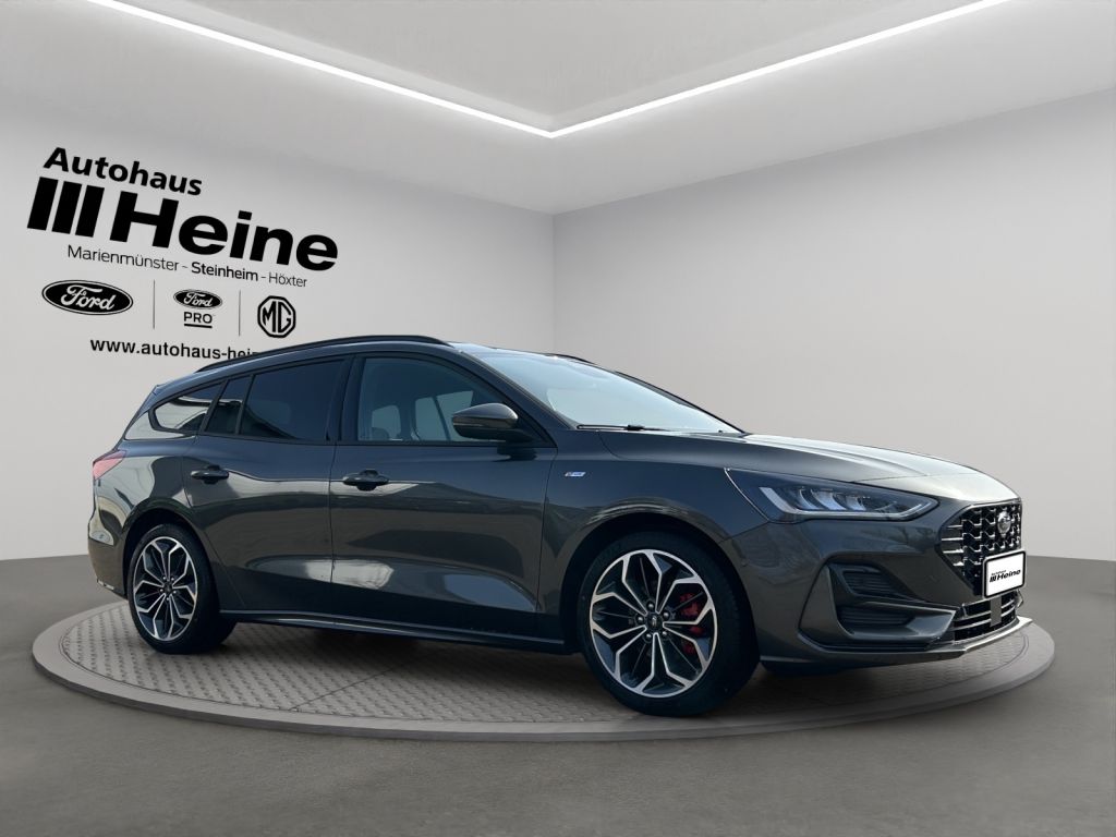 Fahrzeugabbildung Ford Focus Turnier ST-LINE X 1.0 Ltr. Hybrid Aut. 155 PS