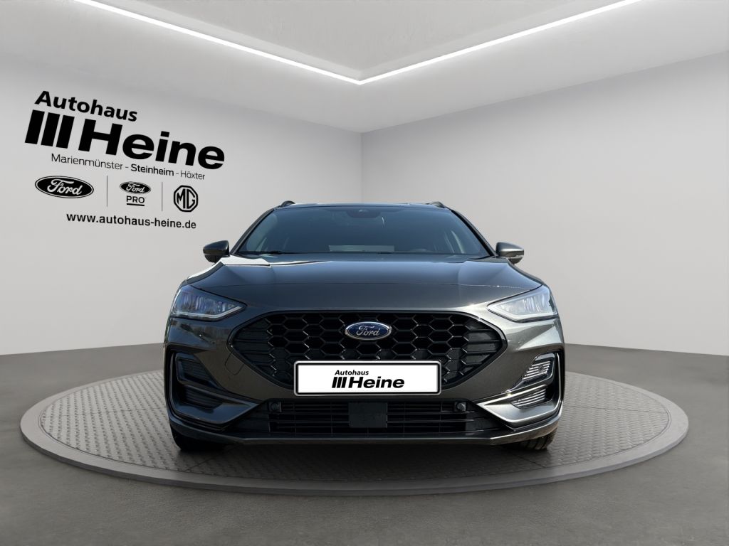 Fahrzeugabbildung Ford Focus Turnier ST-LINE X 1.0 Ltr. Hybrid Aut. 155 PS
