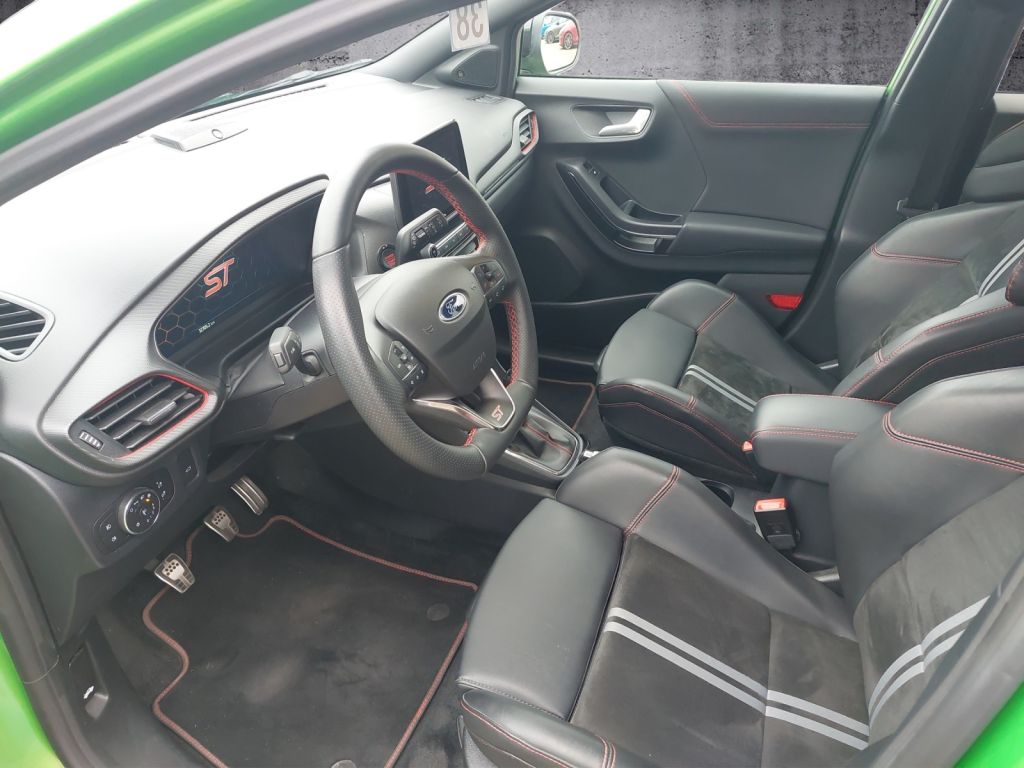 Fahrzeugabbildung Ford Puma 1.5 EcoBoost ST X *PERFORM.*RFK*TWA*