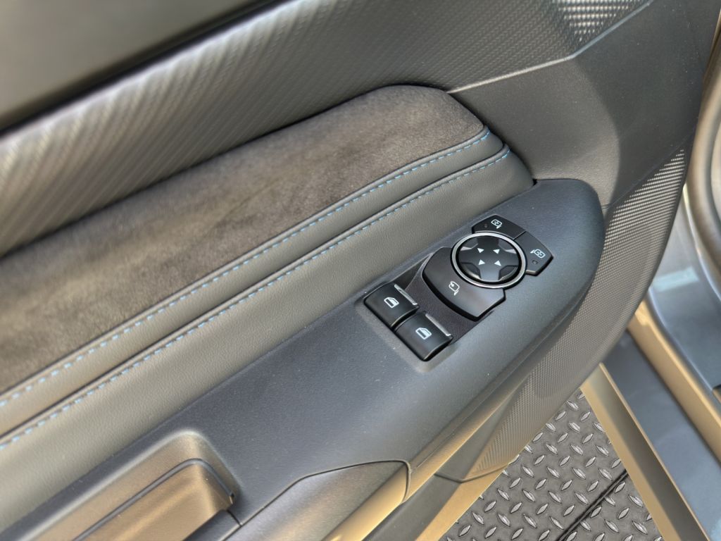 Fahrzeugabbildung Ford Mustang GT Dark Horse Fastback 5.0 V8 *MAGNE-RIDE*