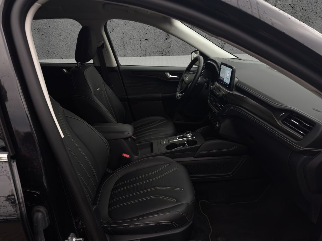 Fahrzeugabbildung Ford Kuga VIGNALE PHEV *iACC*ADAPT.-LED*20*ALARM*
