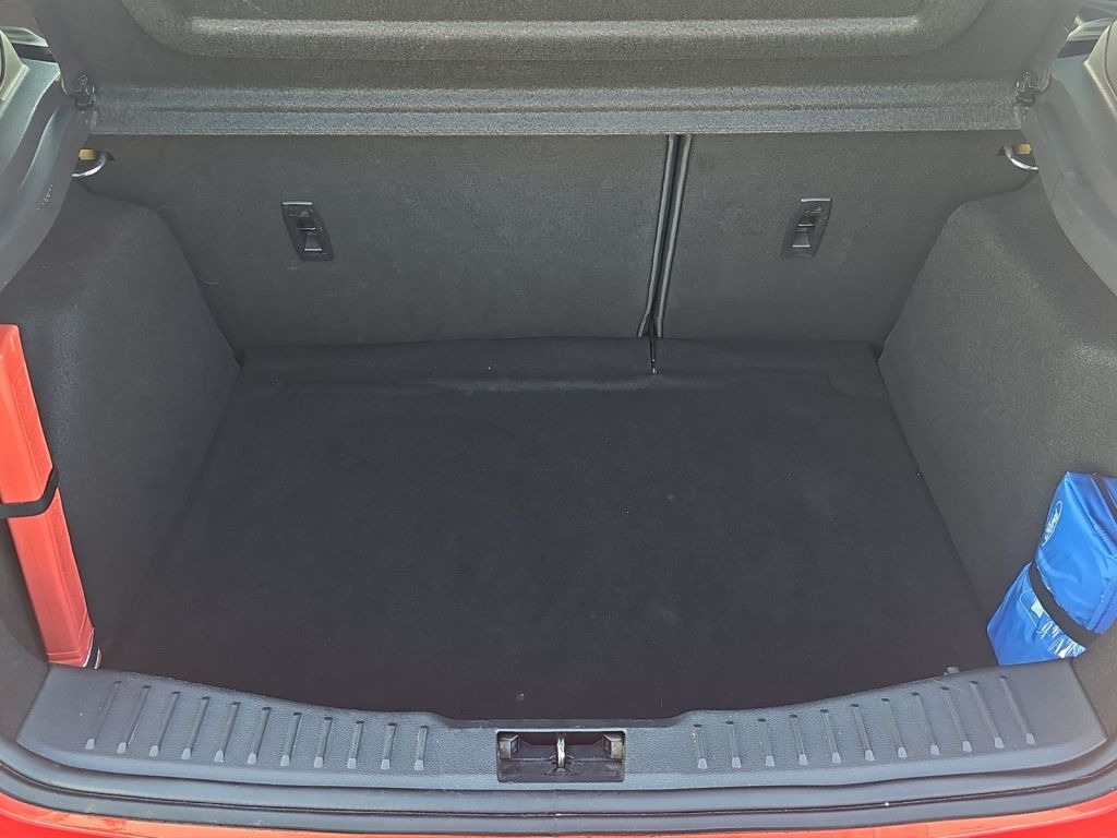 Fahrzeugabbildung Ford Focus Sport 1.5 Ltr. 150 PS *SCHIEBEDACH*NAVI*