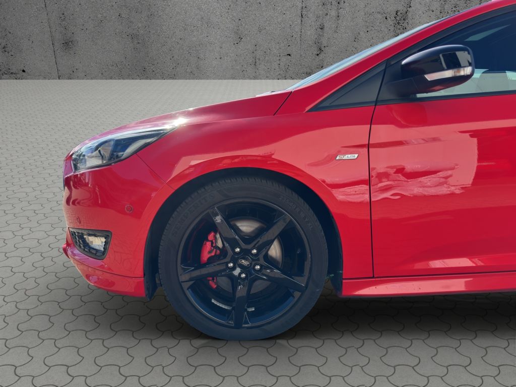 Fahrzeugabbildung Ford Focus Sport 1.5 Ltr. 150 PS *SCHIEBEDACH*NAVI*