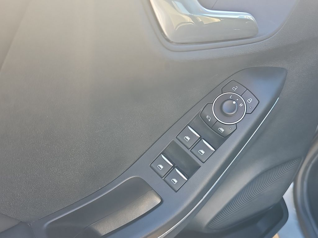 Fahrzeugabbildung Ford Puma TITANIUM X 1.0 Ltr. Hybrid 155 PS*AHK*NAVI*