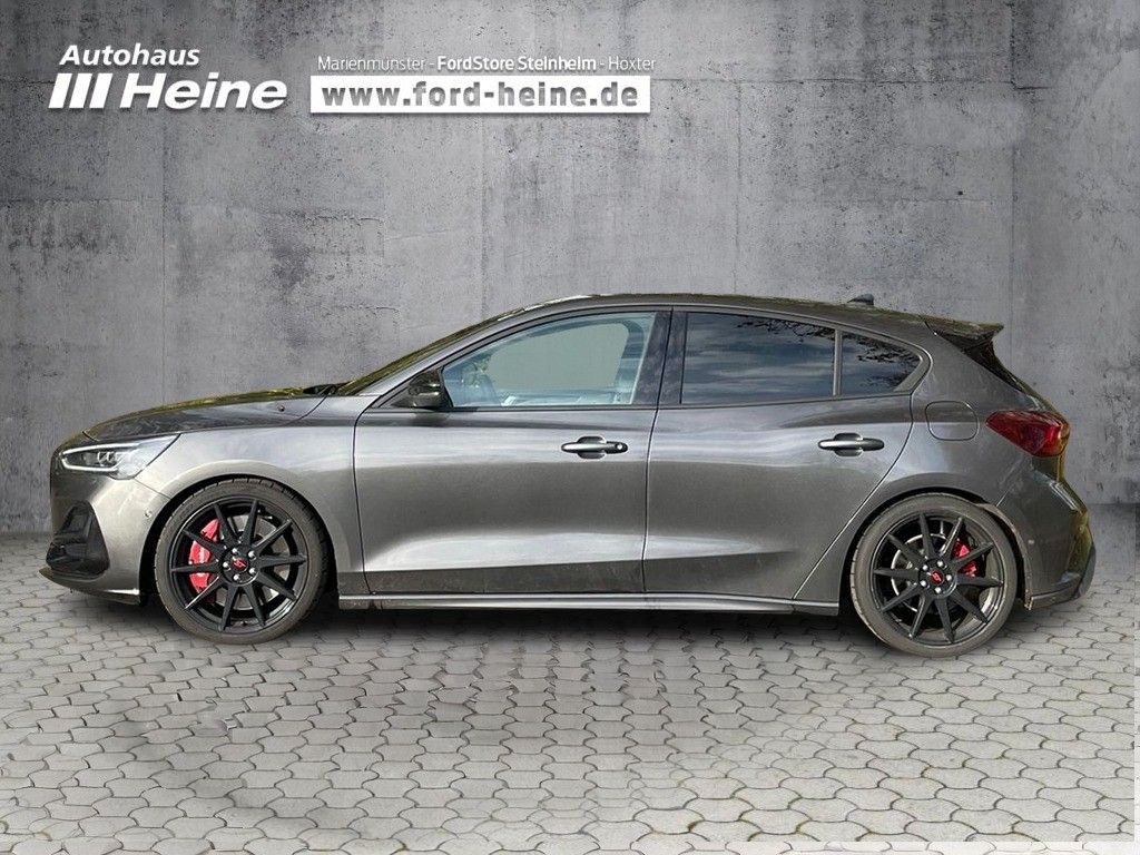 Fahrzeugabbildung Ford Focus 2.3 EcoBoost S&S ST X