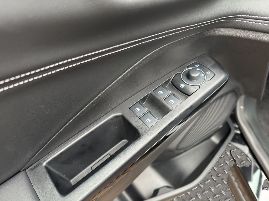 Fahrzeugabbildung Ford Puma Titanium 1.0 Ltr. 125 PS *AUTOMATIK*SHZ*FSH*