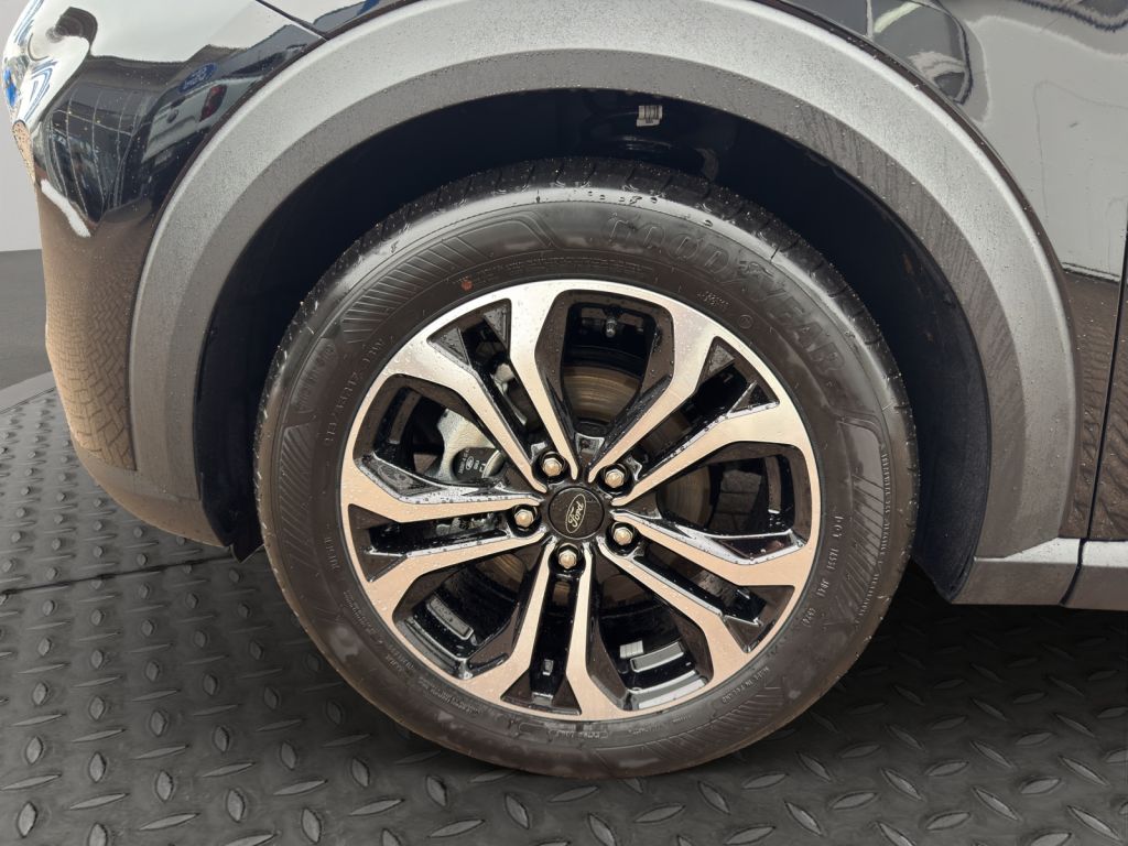 Fahrzeugabbildung Ford Puma Titanium 1.0 Ltr. 125 PS *AUTOMATIK*SHZ*FSH*