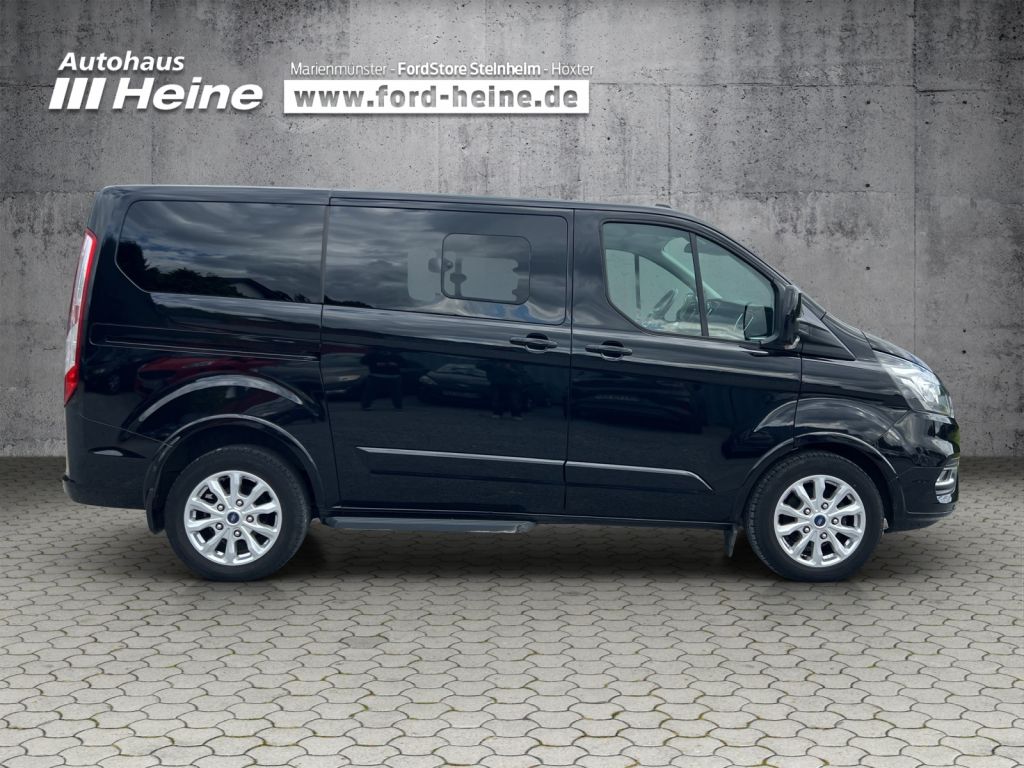Fahrzeugabbildung Ford Tourneo Custom 320 L1H1 VA Autm. Titanium