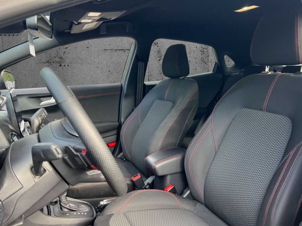 Fahrzeugabbildung Ford Puma 1.0 EcoBoost Hybrid Aut. ST-LINE