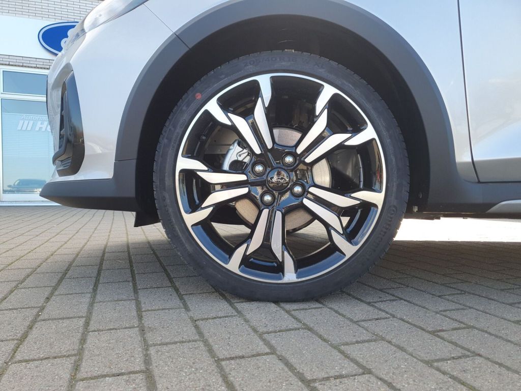 Fahrzeugabbildung Ford Fiesta 1.0 EcoBoost Hybrid S&S ACTIVE X