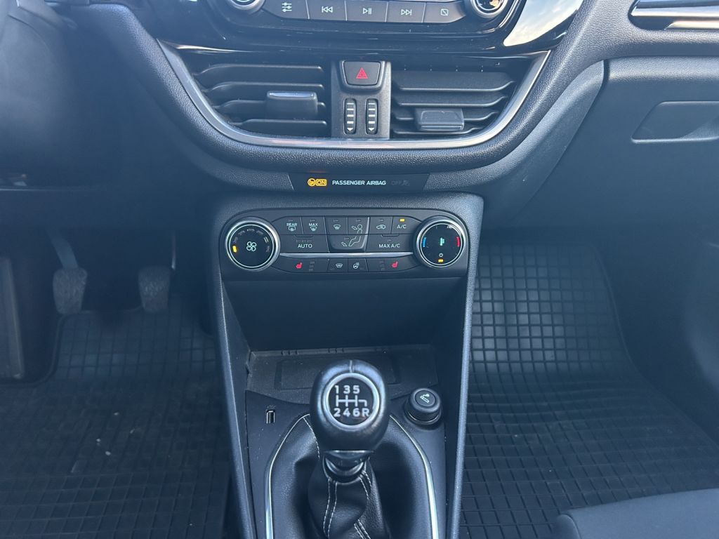 Fahrzeugabbildung Ford Fiesta 1.0 EcoBoost S&S TITANIUM X