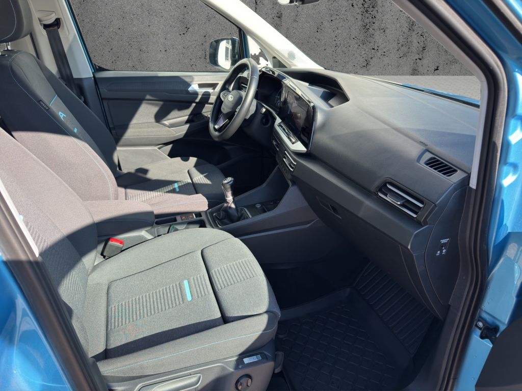 Fahrzeugabbildung Ford Grand Tourneo Connect 2.0 EcoBlue ACTIVE *7-SITZ*RFK*PANO*
