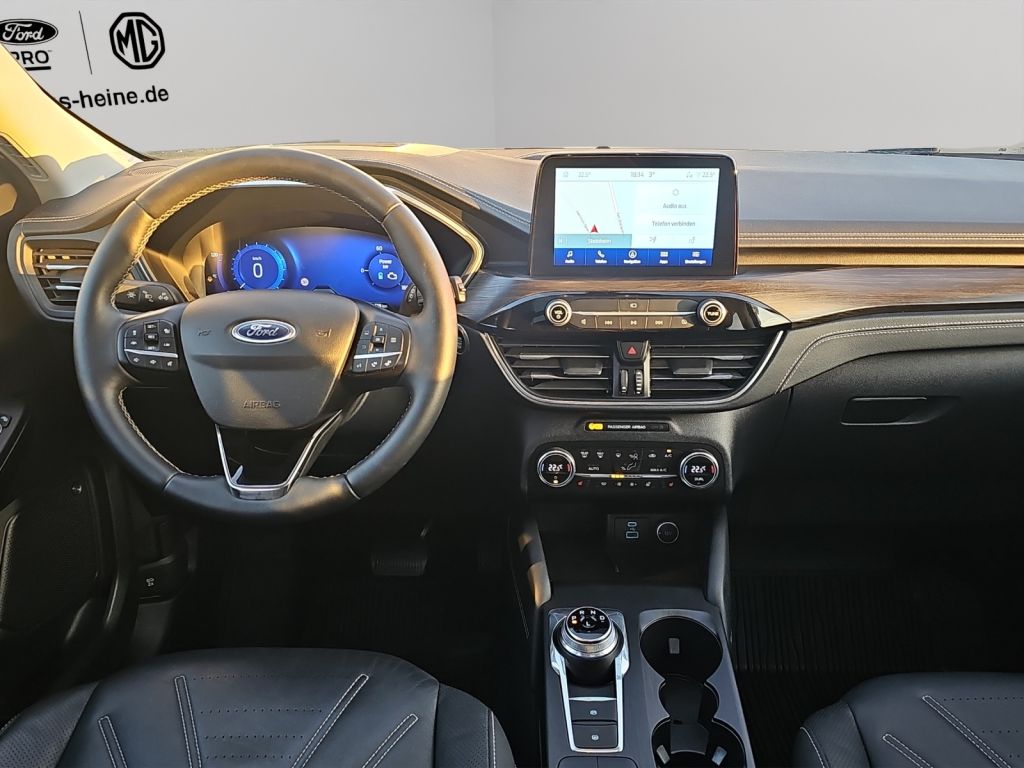 Fahrzeugabbildung Ford Kuga VIGNALE 2.5 Ltr. 225 PS *ACC*AHK*PANO*