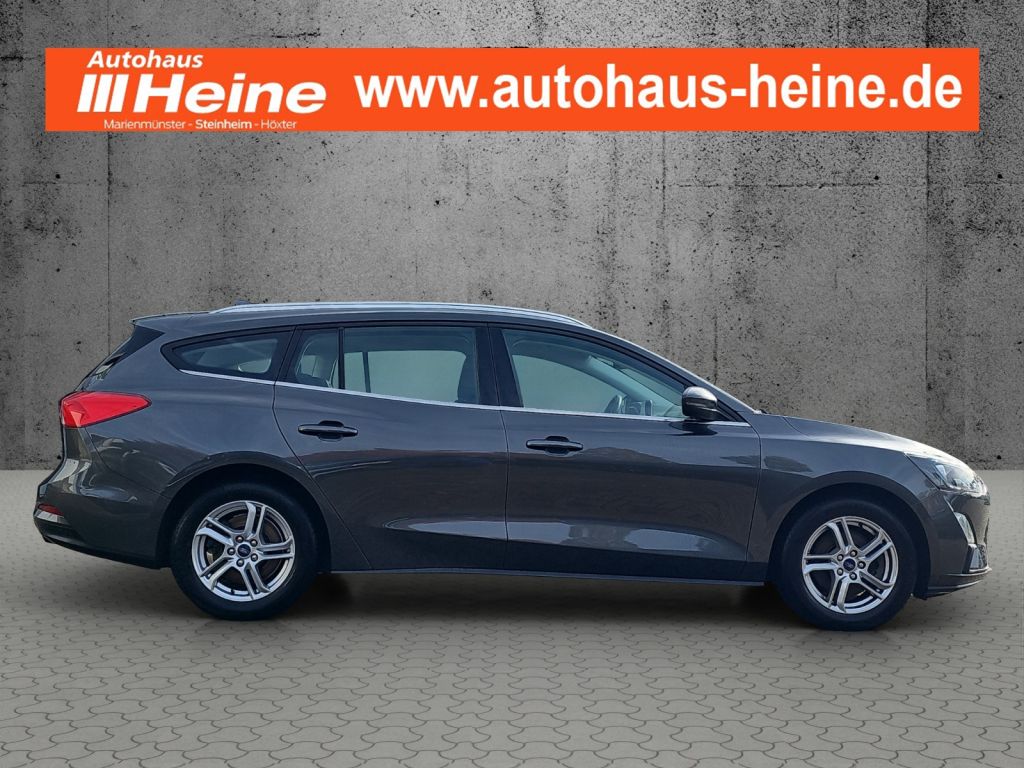 Fahrzeugabbildung Ford Focus Turnier C&C 1.0 Ltr. 125 PS *AHK*NAVI*PDC*