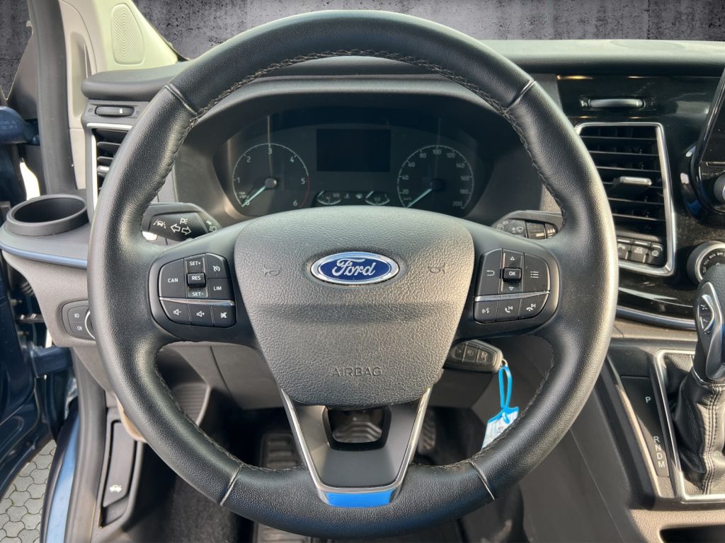 Fahrzeugabbildung Ford Tourneo Custom 320 L2H1 Autm. Active *NAVI*RFK*BI-XENON*LM*