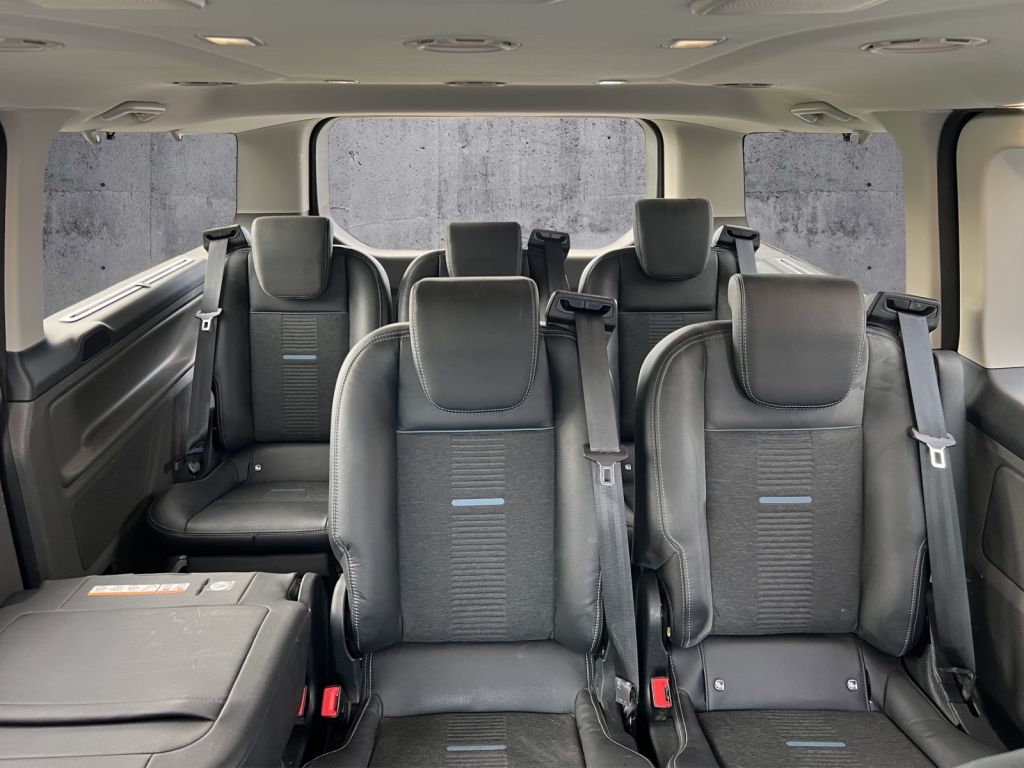 Fahrzeugabbildung Ford Tourneo Custom 320 L2H1 Autm. Active *NAVI*RFK*BI-XENON*LM*
