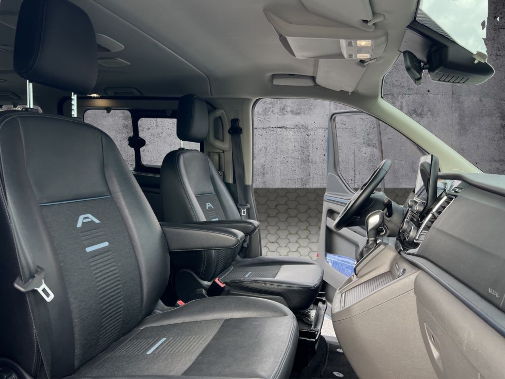 Fahrzeugabbildung Ford Tourneo Custom 320 L2H1 Autm. Active *NAVI*RFK*BI-XENON*LM*