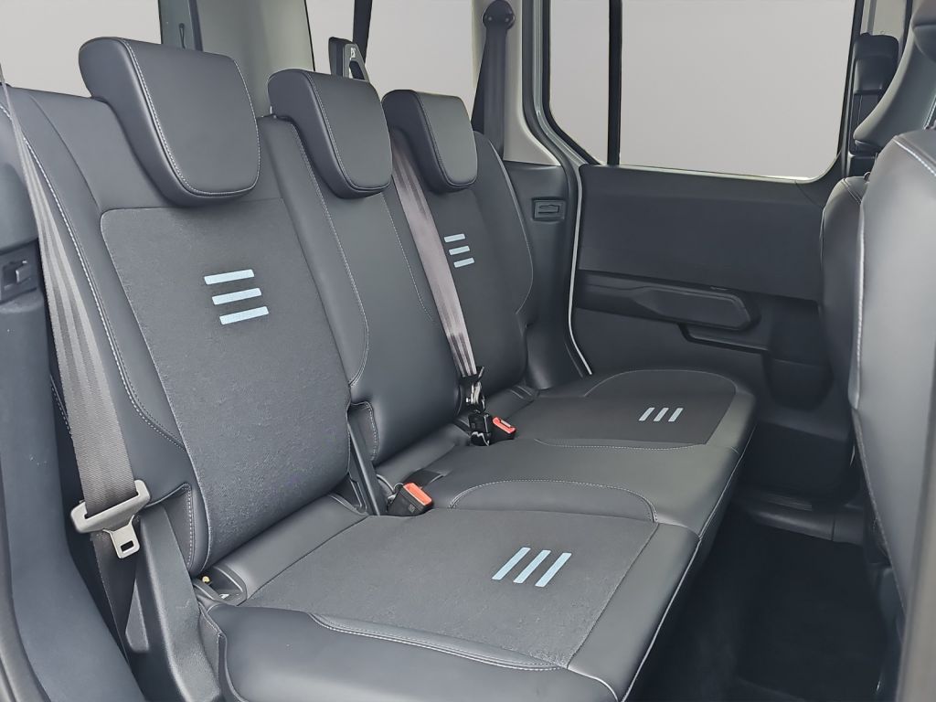 Fahrzeugabbildung Ford Tourneo Courier ACTIVE 1.0 Ltr. 125 PS Aut.