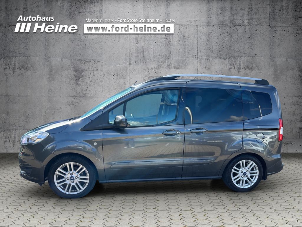 Fahrzeugabbildung Ford Tourneo Courier 1.0 EcoBoost Titanium