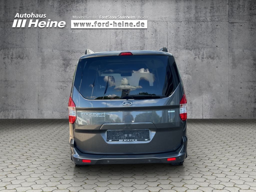 Fahrzeugabbildung Ford Tourneo Courier 1.0 EcoBoost Titanium