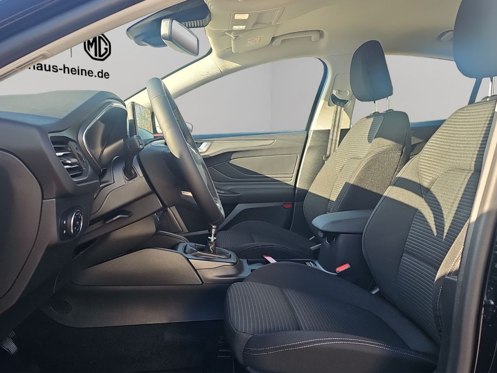 Fahrzeugabbildung Ford Focus TITANIUM 1.0 Ltr. Hybrid 125 PS *LED*CARPLAY*