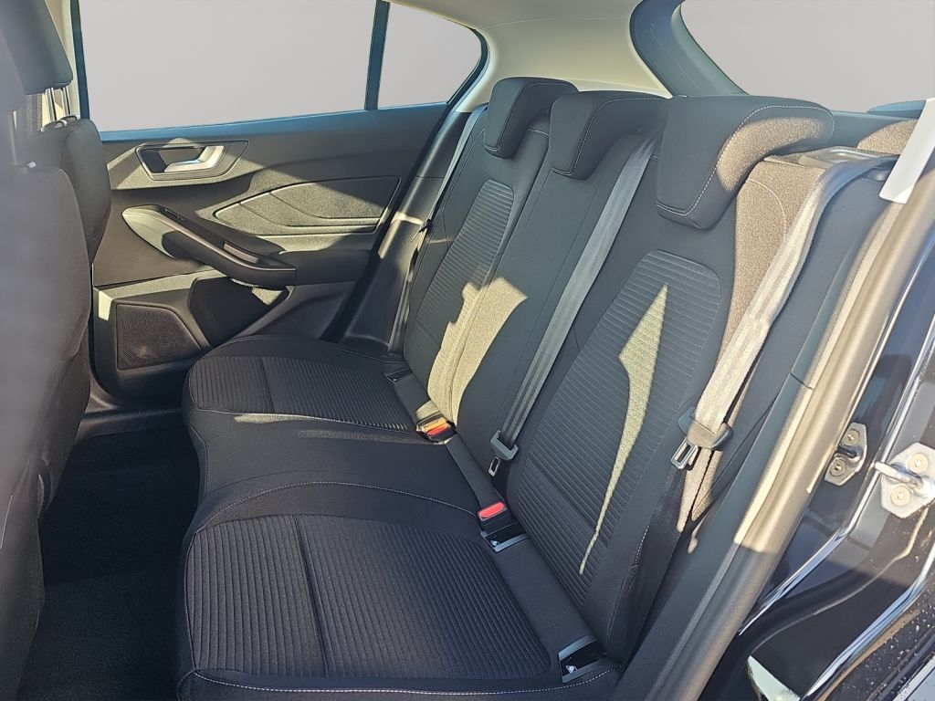 Fahrzeugabbildung Ford Focus TITANIUM 1.0 Ltr. Hybrid 125 PS *LED*CARPLAY*