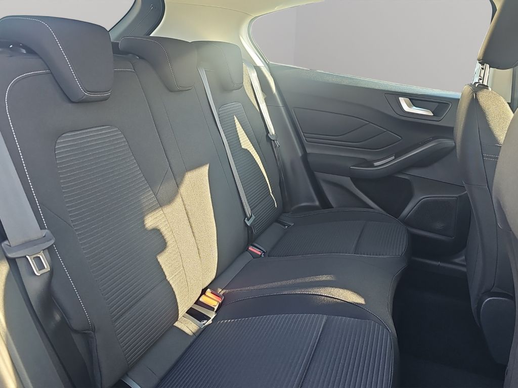 Fahrzeugabbildung Ford Focus TITANIUM 1.0 Ltr. Hybrid 125 PS *LED*CARPLAY*