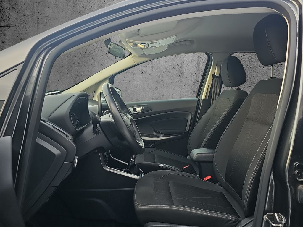 Fahrzeugabbildung Ford Kuga 1.5 EcoBoost 2x4 ST-Line