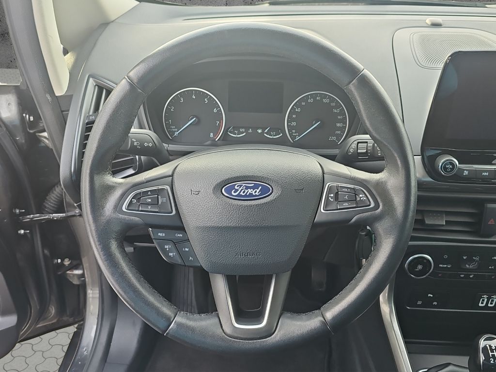 Fahrzeugabbildung Ford Kuga 1.5 EcoBoost 2x4 ST-Line