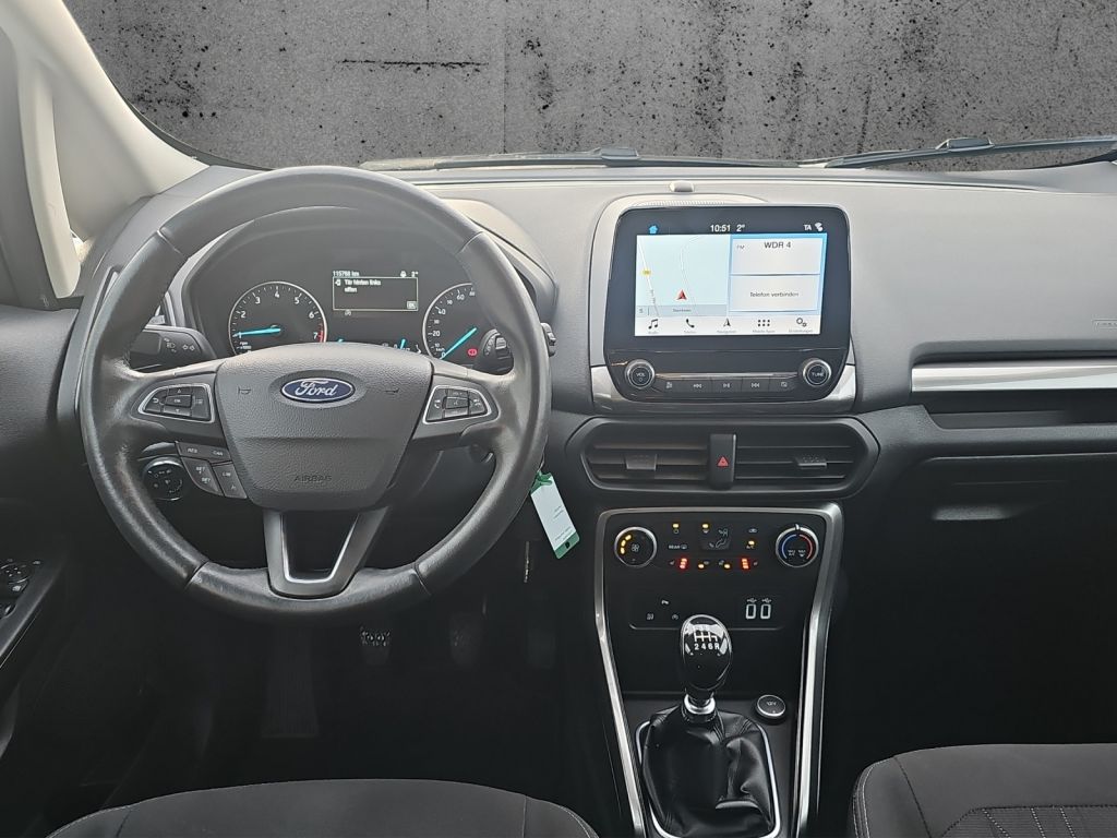 Fahrzeugabbildung Ford Kuga 1.5 EcoBoost 2x4 ST-Line