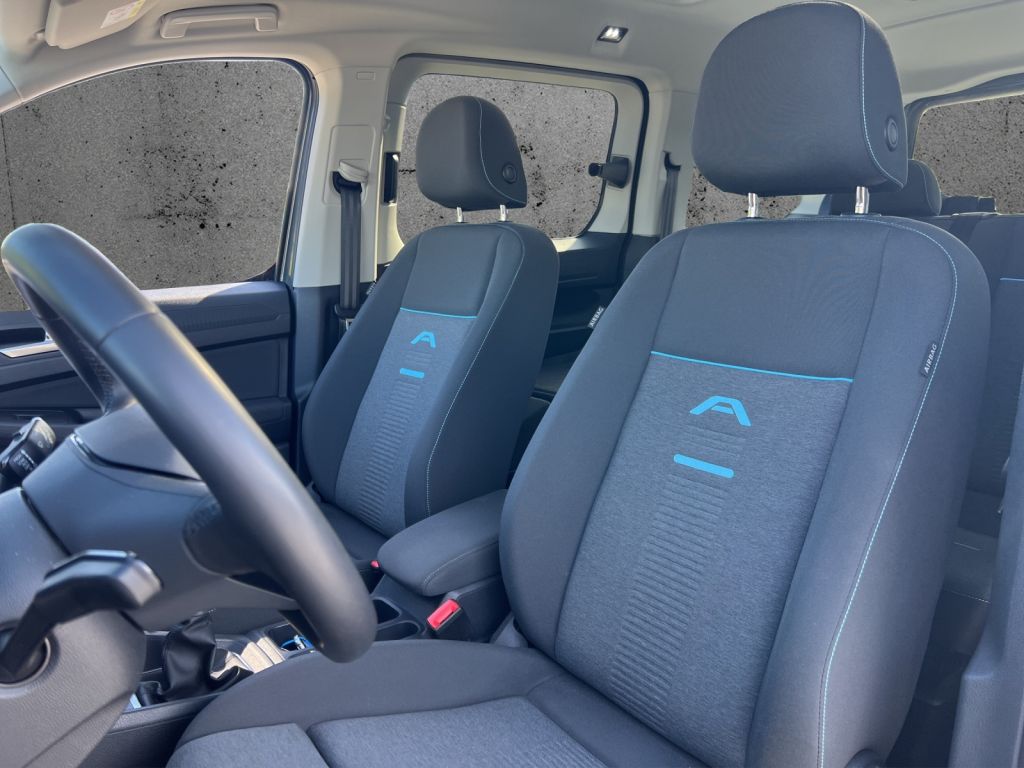 Fahrzeugabbildung Ford Grand Tourneo Connect 2.0 EcoBlue Allrad ACTIVE (SK)