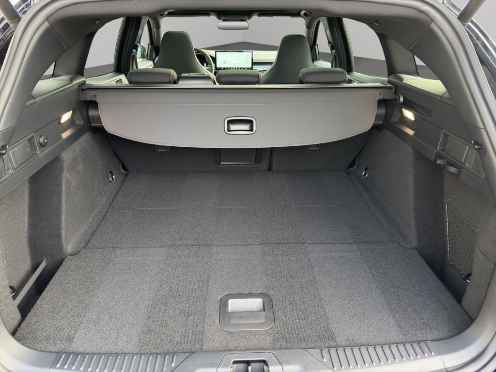 Fahrzeugabbildung Ford Focus Turnier ST X *PANO*ELEK.-HECK*B&O*AUTOMATIK*