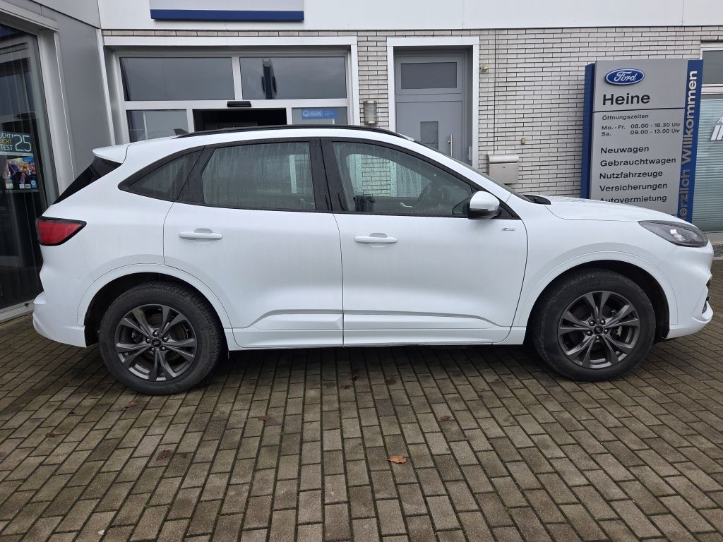Fahrzeugabbildung Ford Kuga 2.5 Duratec PHEV ST-LINE