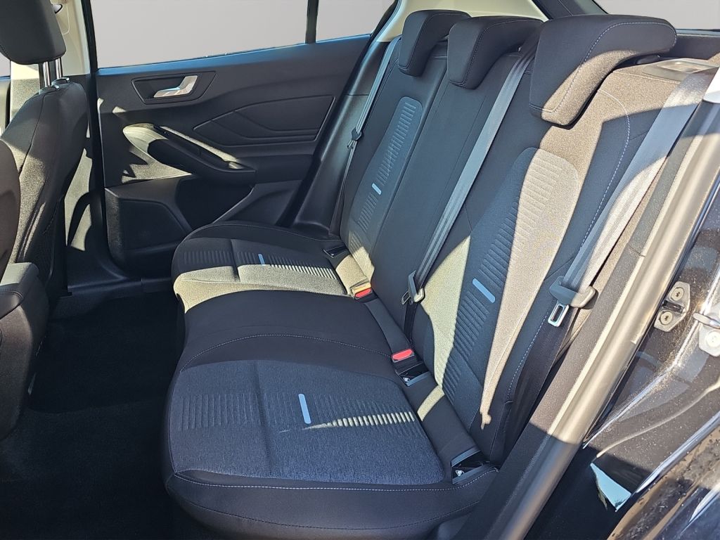 Fahrzeugabbildung Ford Focus 1.5 EcoBlue Start-Stopp-System Aut. ACTIVE