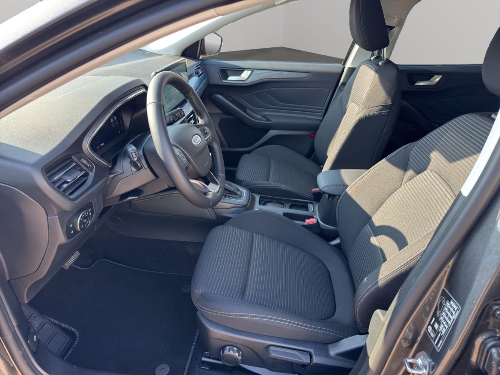 Fahrzeugabbildung Ford Focus Turnier ACTIVE X 1.0 Ltr. Hybrid Aut. 155 PS