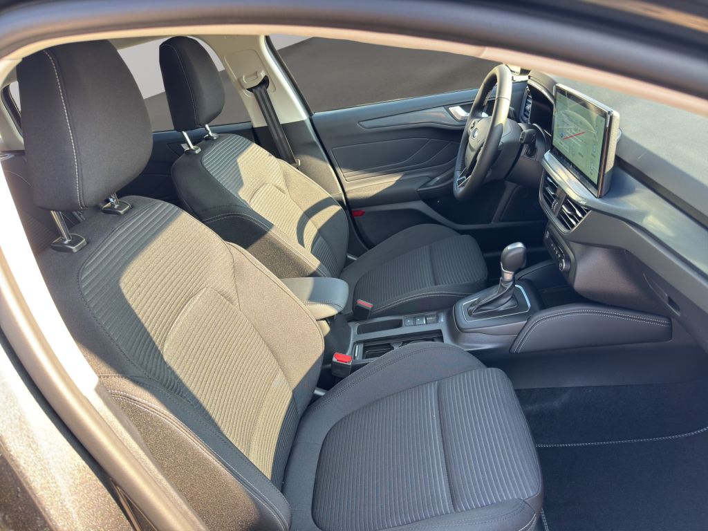 Fahrzeugabbildung Ford Focus Turnier ACTIVE X 1.0 Ltr. Hybrid Aut. 155 PS