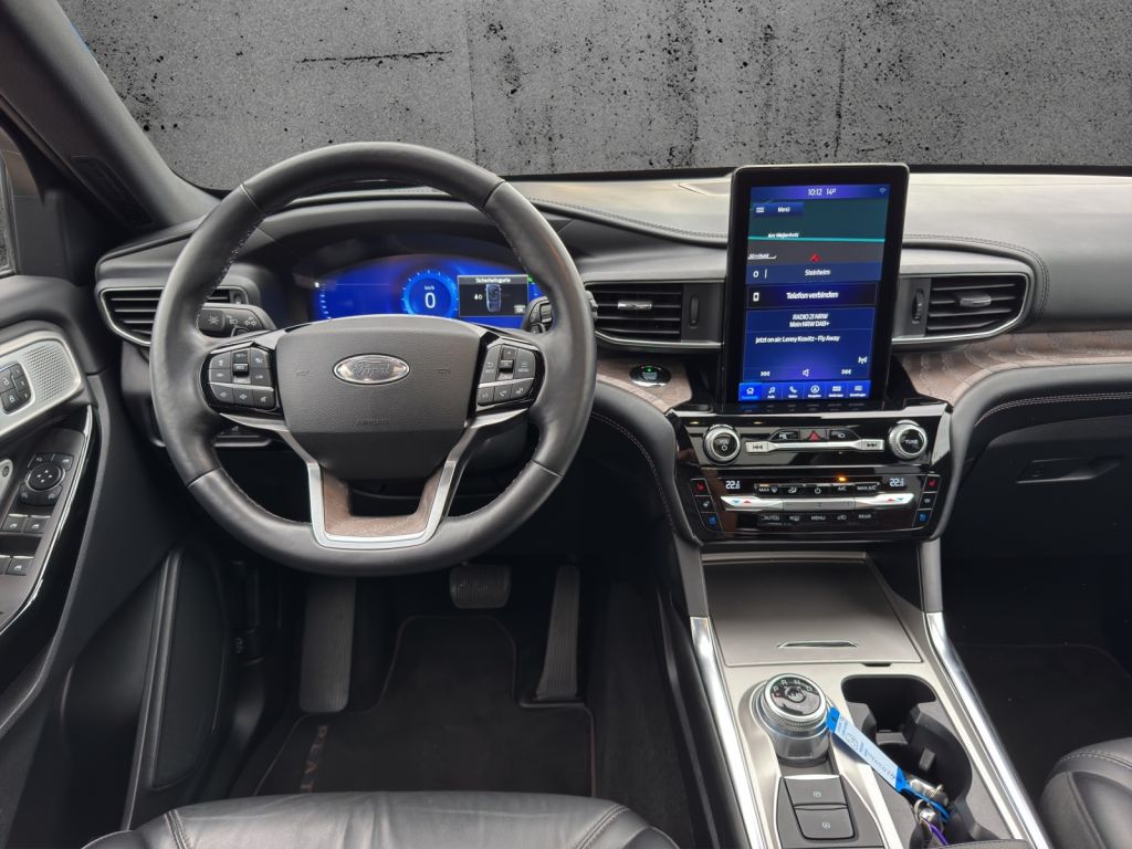 Fahrzeugabbildung Ford Explorer PLATINUM PHEV 3.0 Ltr. 457 PS *AHK*PANO*