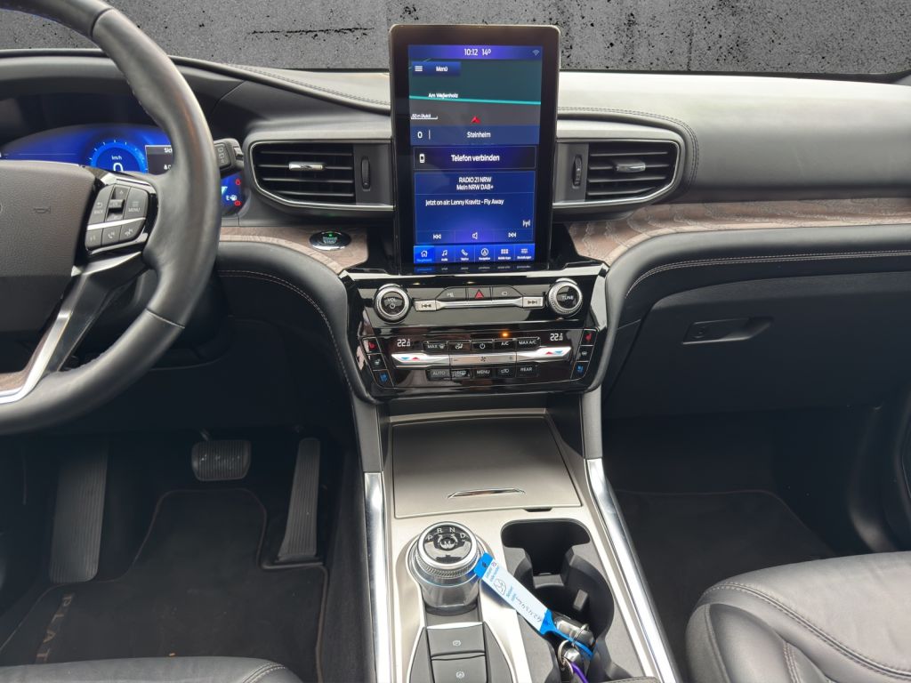 Fahrzeugabbildung Ford Explorer PLATINUM PHEV 3.0 Ltr. 457 PS *AHK*PANO*